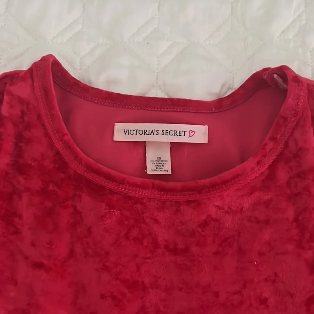 Victoria’s Secret - Red Velvet Feel Set (Top & Bottom Bundle) - Picture 4 of 5
